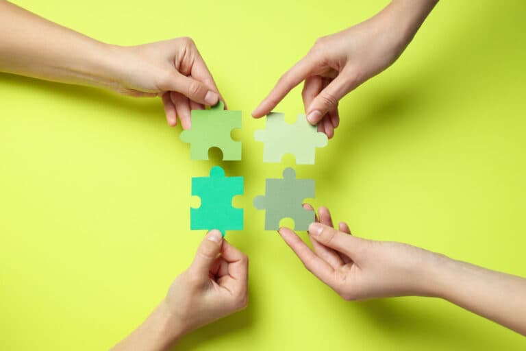 LINEに出てくるプライバシーポリシーへ同意は必須?アカウント連携は必要?